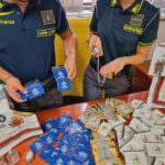 Roma: Gdf sequestra oltre 100mila articoli falsi con logo Vaticano e Giubileo 2025