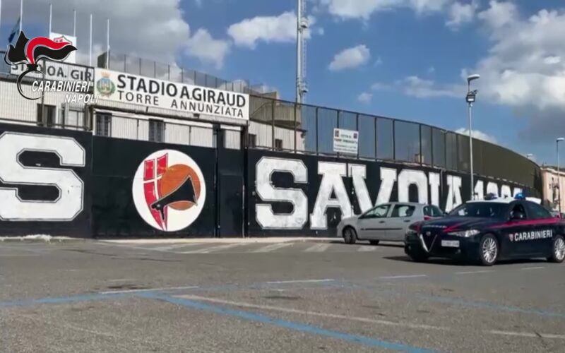 Carabinieri arrestano [Video] cinque persone per estorsione e usura
