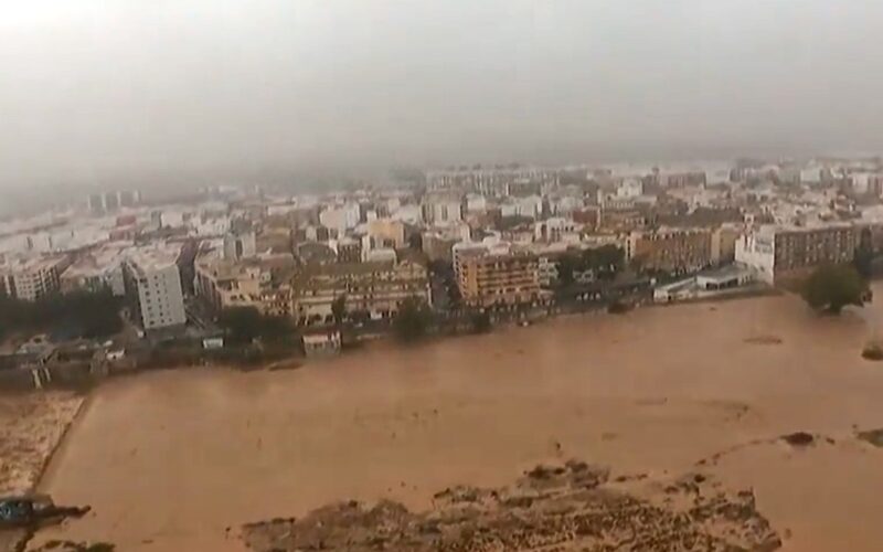 Alluvioni in Spagna: 158 morti e 120mila sfollati, allerta alta