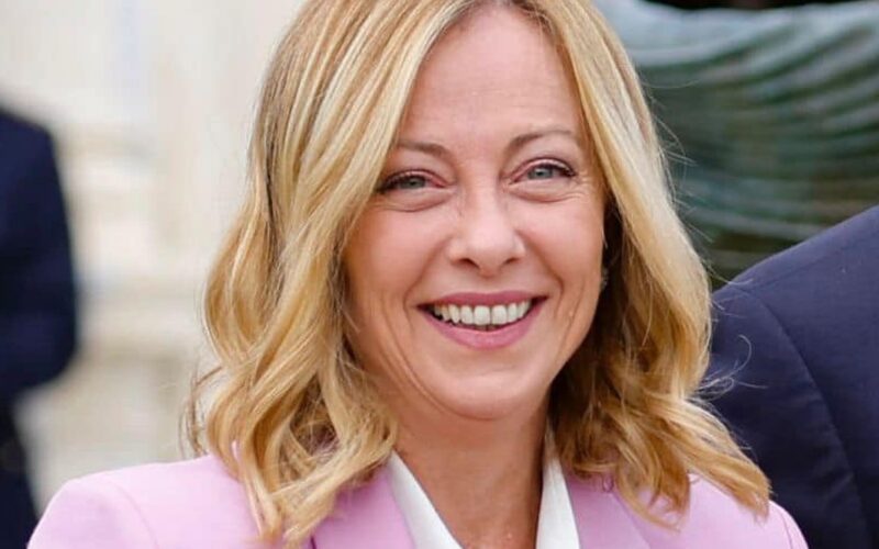 Meloni: Un anno dagli attacchi di Hamas, riflessioni e impegni