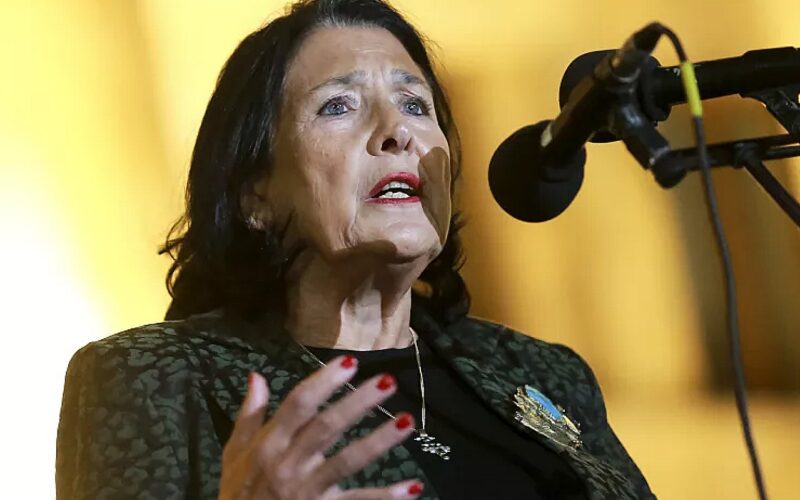 Georgia: la presidente Zourabichvili promette di avvicinare il Paese all’Ue