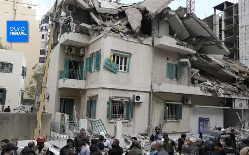 Israele, attacco aereo su Beirut: ucciso dirigente Hezbollah