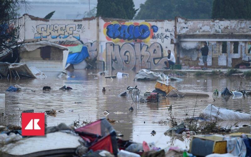 Valencia sotto l’acqua, 205 morti e 360mila senza acqua potabile
