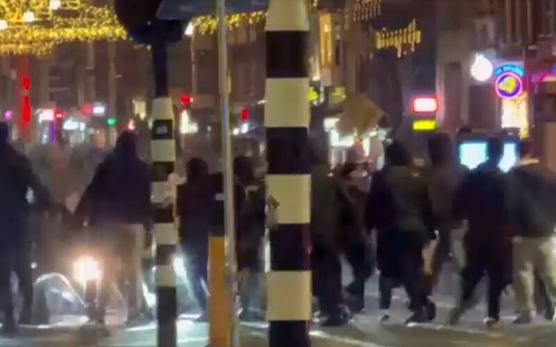 Tifosi israeliani aggrediti ad Amsterdam, dieci feriti