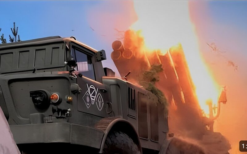 Massiccio attacco russo e svolta Usa: Biden autorizza gli Atacms