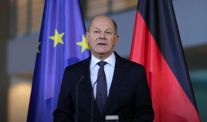 Scholz: ‘Continuerò a parlare con Putin per fermare la guerra’