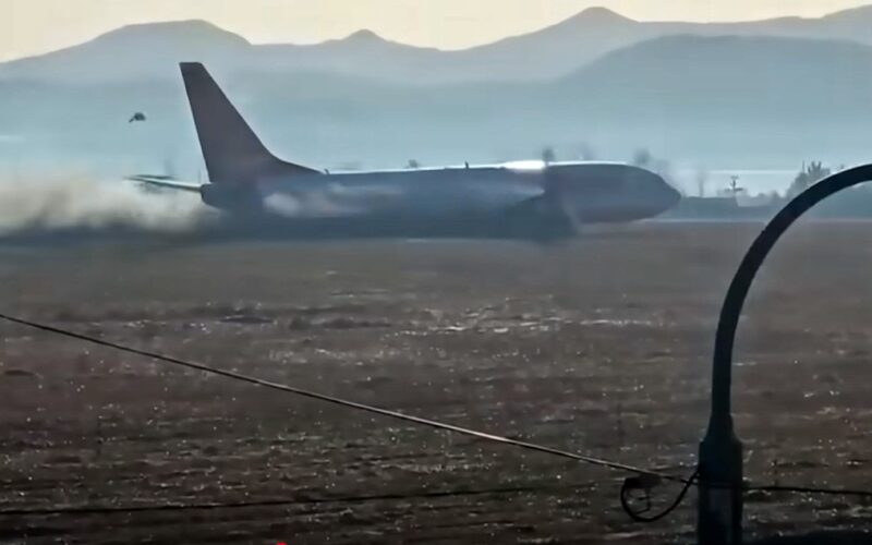 Corea del Sud, indagini [Video] su incidente aereo: causa stormo di uccelli