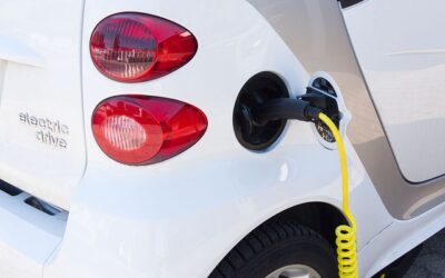 Mercato auto elettriche in calo a novembre, -17,1%