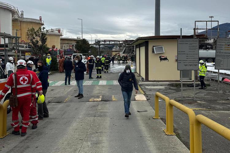 Esplosione Calenzano, trovato l’ultimo disperso: 5 morti. Chi sono le vittime