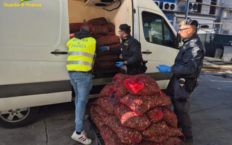 Sequestro di 9 tonnellate di vongole a Ferrara