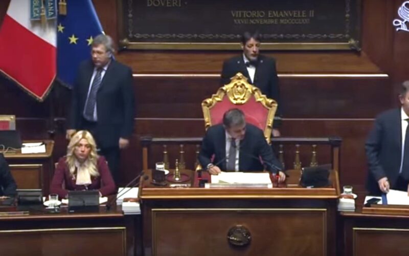 La manovra da 30 mld ottiene il via libera definitivo dal Parlamento