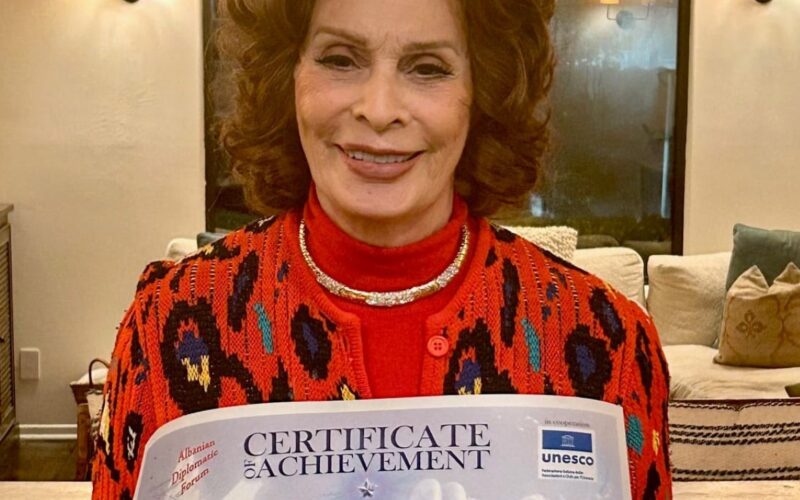Premio BOOKS for PEACE 2024 a Sophia Loren