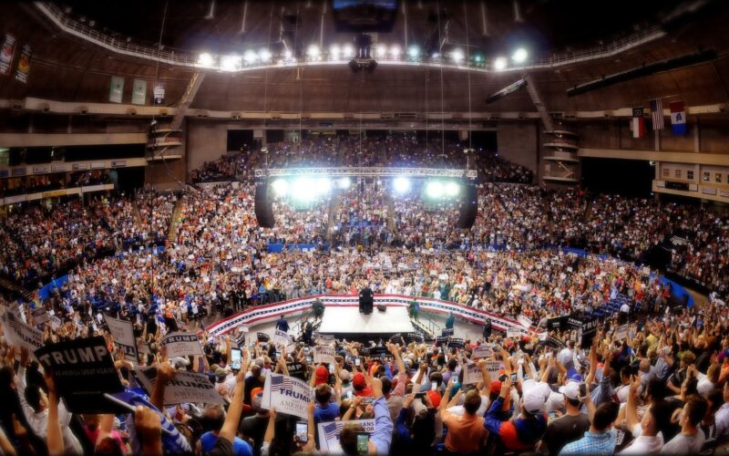 Trump prepara deportazioni in Paesi terzi per migranti