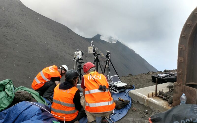 Vulcani: Ingv Esperimento BACIO sui Vulcani del Guatemala