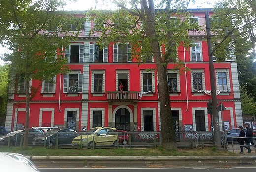 Sindacati di polizia chiedono la chiusura di Askatasuna: “Attacco alle forze dell’ordine”