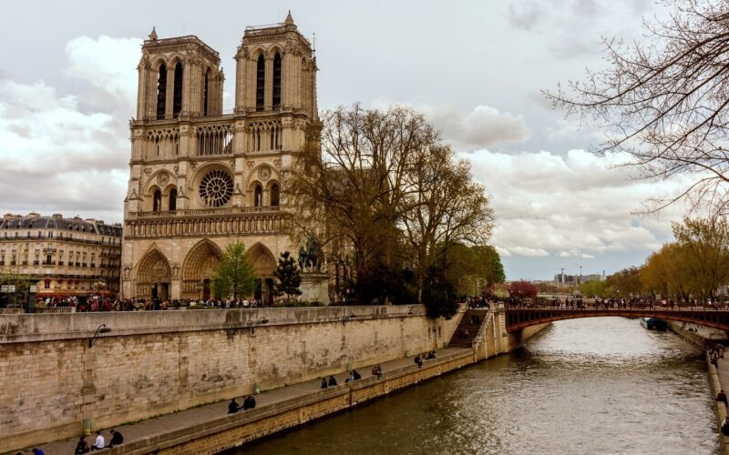 Notre-Dame accoglie 860.000 visitatori in un mese