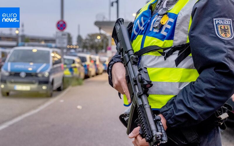 Auto travolge manifestanti a Monaco: 28 feriti accertati