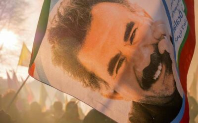 Turchia, Ocalan chiede scioglimento del Pkk: "Gruppi depongano armi" La storica dichiarazione dal carcere sull'isola di Imral