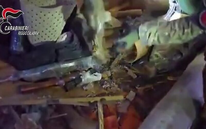 Maxi-sequestro a Polistena[VIDEO]: scoperto arsenale criminale