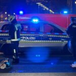 Attacco al Memoriale della Shoah a Berlino: uomo accoltellato