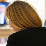 Applausi per Meloni alla CPAC: Un discorso di unità e sfide