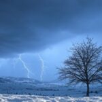 Maltempo in Italia: temporali, neve e mareggiate in arrivo