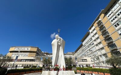 Aggiornamenti sulle condizioni di Papa Francesco al Gemelli