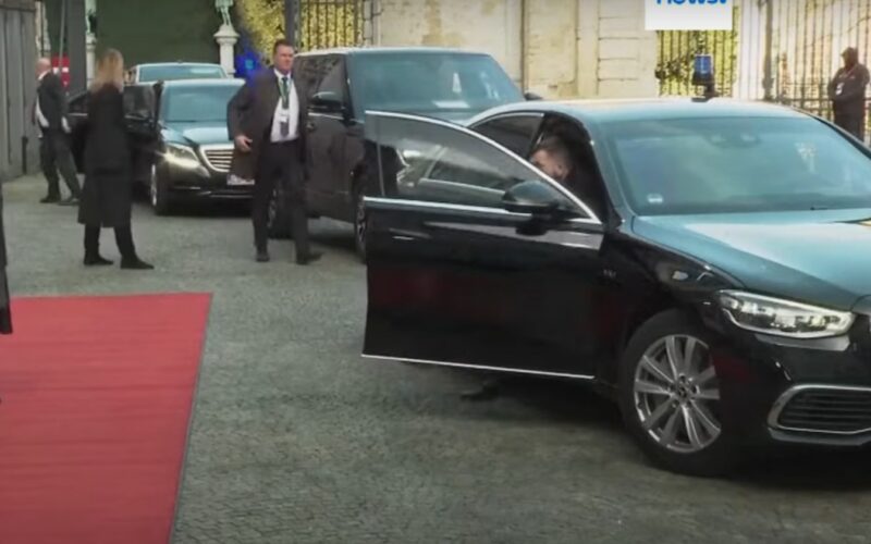 Leader UE su dazi USA: risposta unitaria in discussione