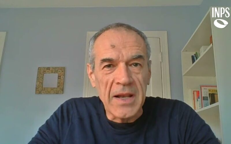 Cottarelli lancia il nuovo Partito: “Serve la motosega!”