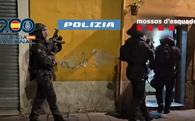 Arresto per terrorismo a Piacenza, eseguito mandato europeo [VIDEO]