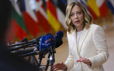 Ucraina, Meloni a Parigi: Italia ferma su invio truppe