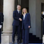 Summit su Ucraina, Macron: Russia non tratta, sanzioni restano