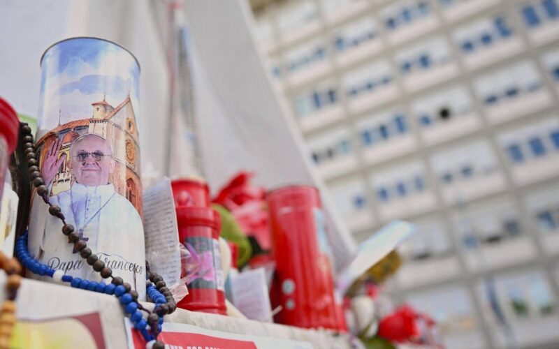 Come sta il Papa? Una ricerca svela il diluvio di fake news