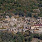 Sciolti tre consigli comunali per infiltrazioni mafiose