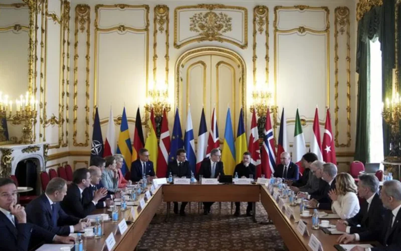 Vertice a Londra sull’Ucraina, Starmer annuncia coalizione