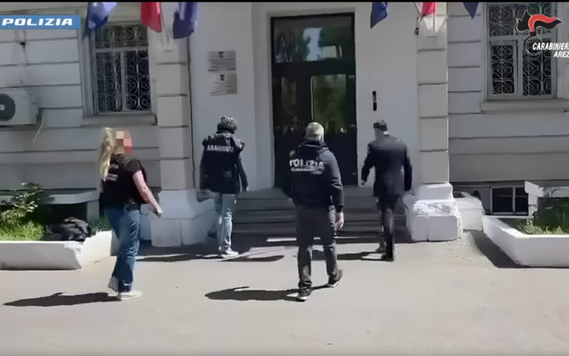 Banda dei furti orafi sgominata tra Arezzo e Romania