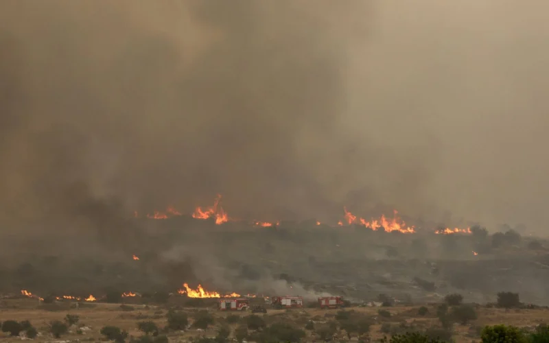 Israele, incendi devastano il Paese: indagini su Hamas