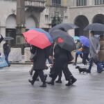 Maltempo, allerta in sette regioni: piogge e venti intensi