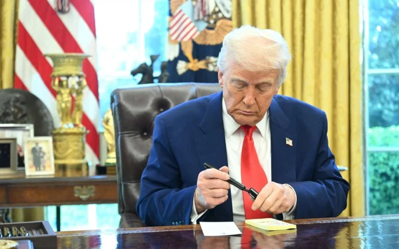 Trump, stop ai dazi per 3 mesi. Tariffe super solo per la Cina