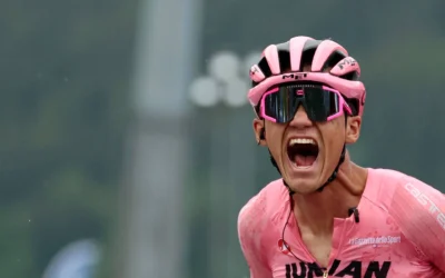 Giro d'Italia, Del Toro vince la 17a tappa e rafforza maglia rosa