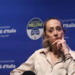 Cultura, Meloni: "Vogliamo una libertà senza tessera Pd"