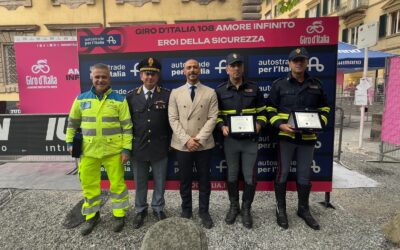 Riconoscimenti a poliziotti e operatori autostradali al Giro