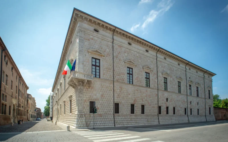 Mucha incanta Ferrara: l’anima dell’Art Nouveau al Palazzo Diamanti