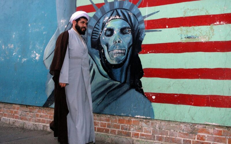 Teheran valuta la risposta all’attacco USA ai siti nucleari