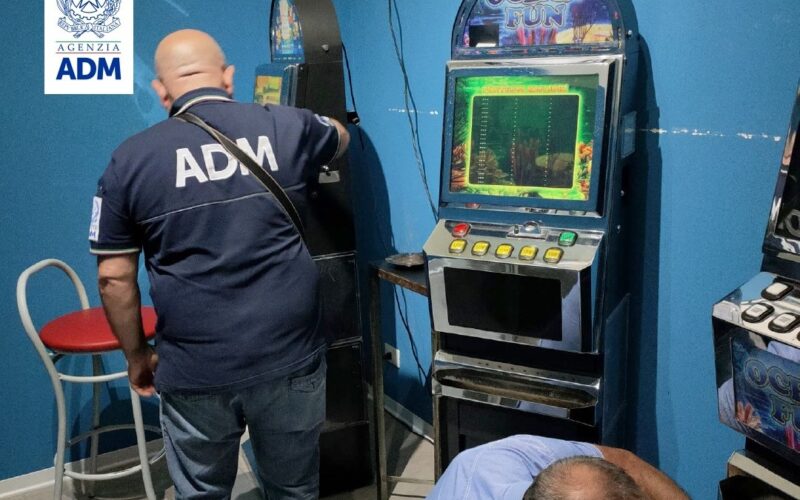 Gioco illegale, scoperti 22 centri scommesse abusivi