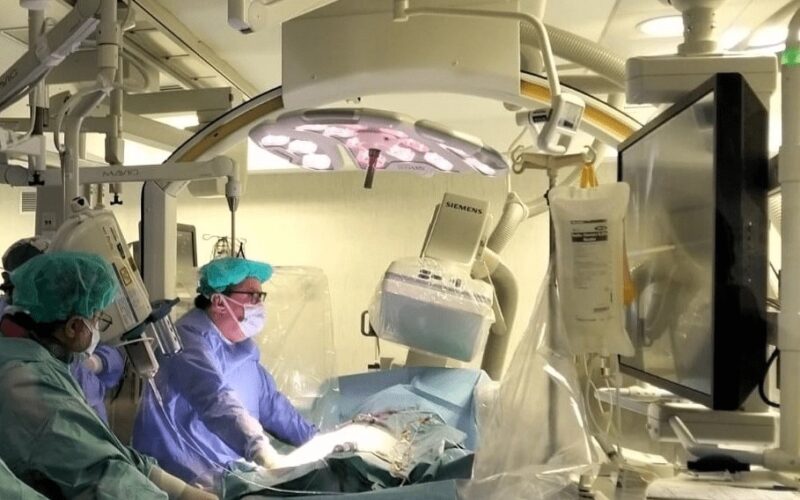 Protesi valvolare salva sessantenne a Taormina