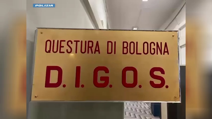 Propaganda jihadista online, perquisito 24enne a Bergamo