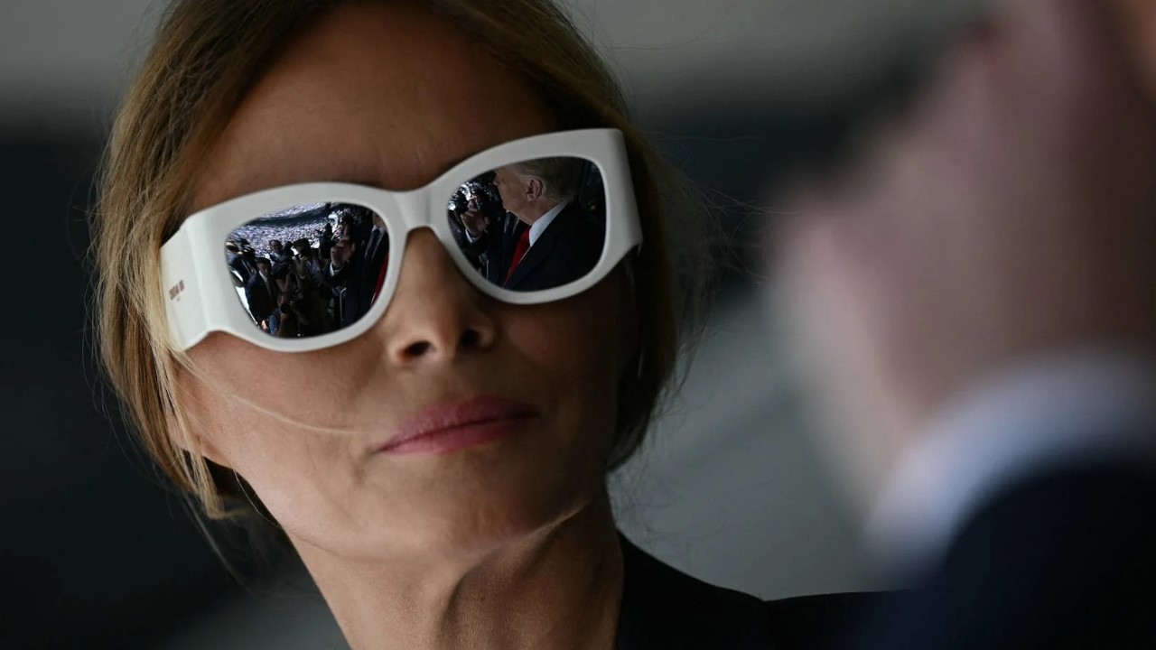Melania Trump icona social in Ucraina, è “Agente Trumpenko”