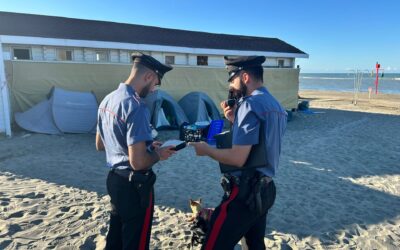 Blitz dei Carabinieri ad Ostia: armi e droga in un appartamento