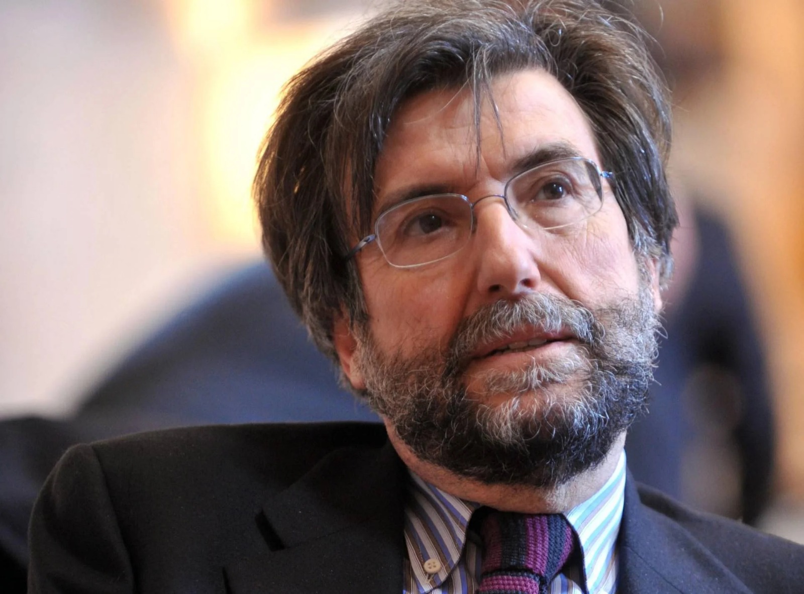 Galli della Loggia smentisce Giuli: incarico non retribuito, spese a carico suo